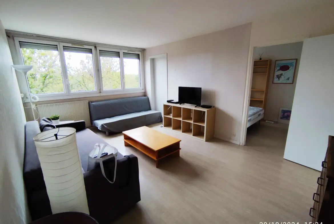 Appartement T4 à vendre à Cergy - 3 chambres avec loggia 