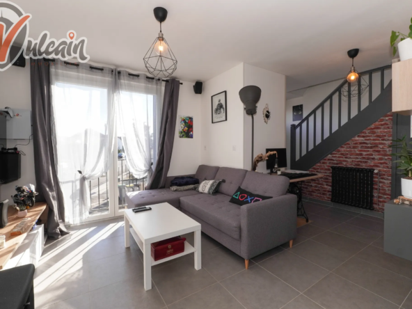 Maison de ville lumineuse avec 3 chambres et jardin à LEMPDES 