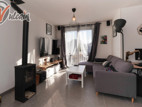 Maison de ville lumineuse avec 3 chambres et jardin à LEMPDES 
