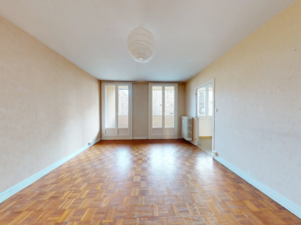 Appartement lumineux T3 avec balcon et garage à Dijon
