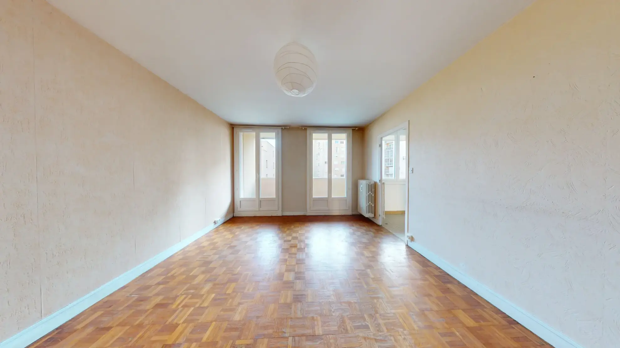 Appartement lumineux T3 avec balcon et garage à Dijon 