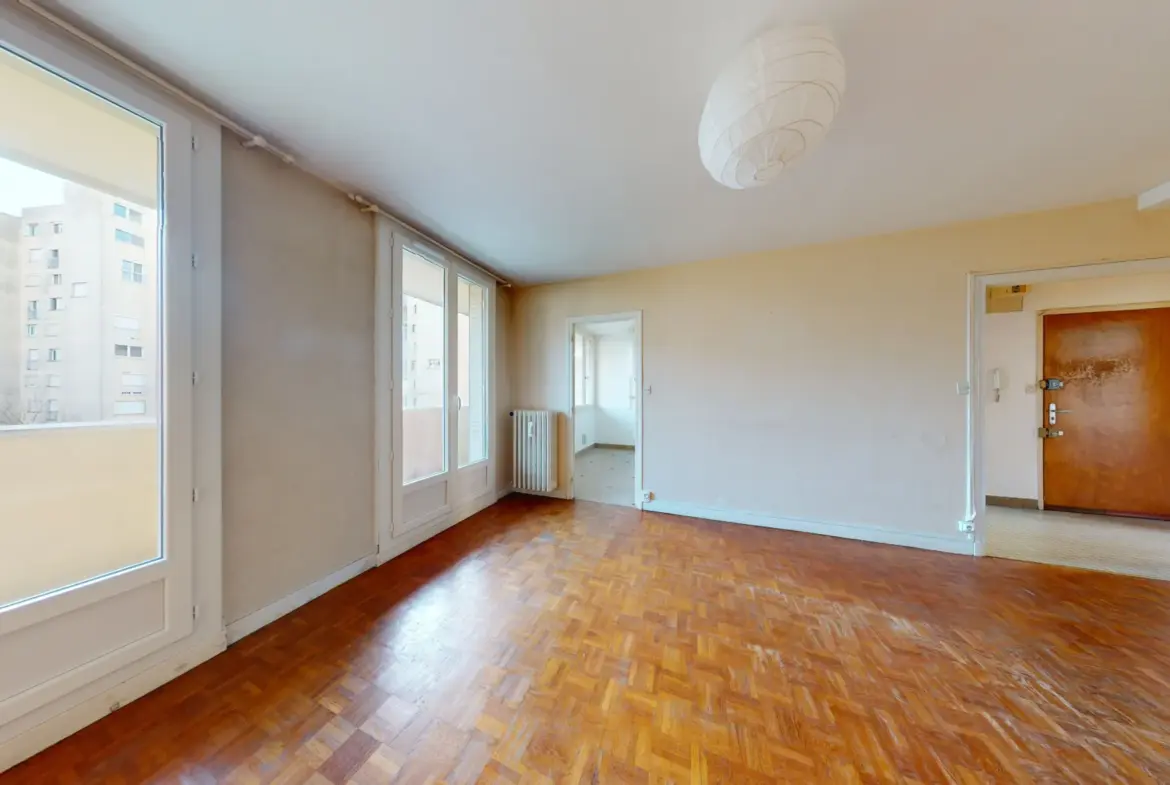 Appartement lumineux T3 avec balcon et garage à Dijon 