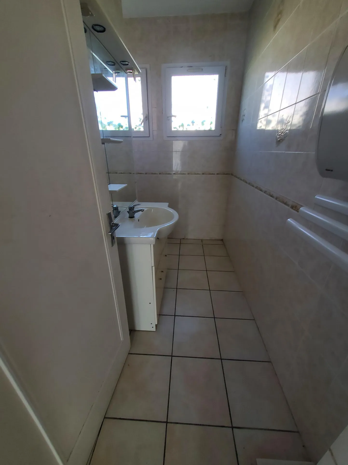 Maison de 107 m² avec 2 logements à Meschers sur Gironde 