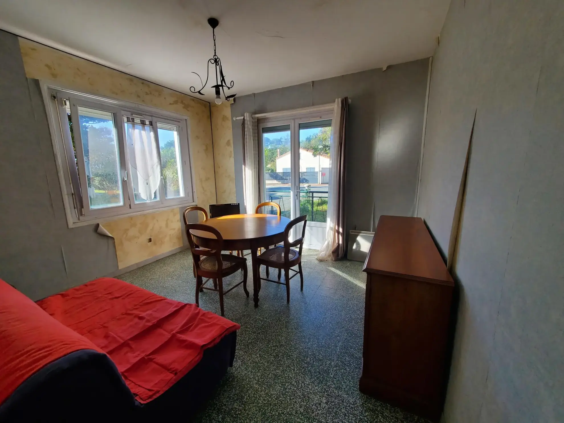 Maison de 107 m² avec 2 logements à Meschers sur Gironde 