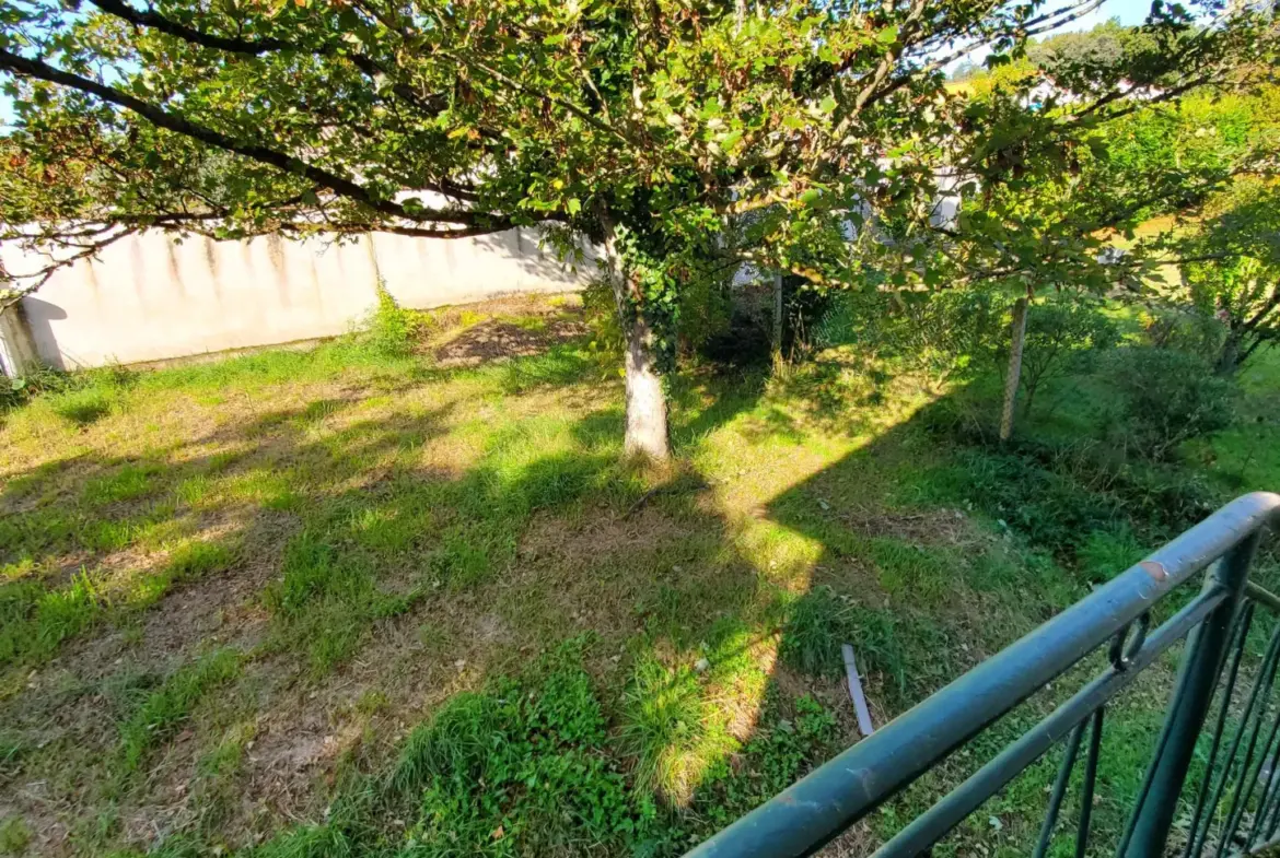 Maison de 107 m² avec 2 logements à Meschers sur Gironde 