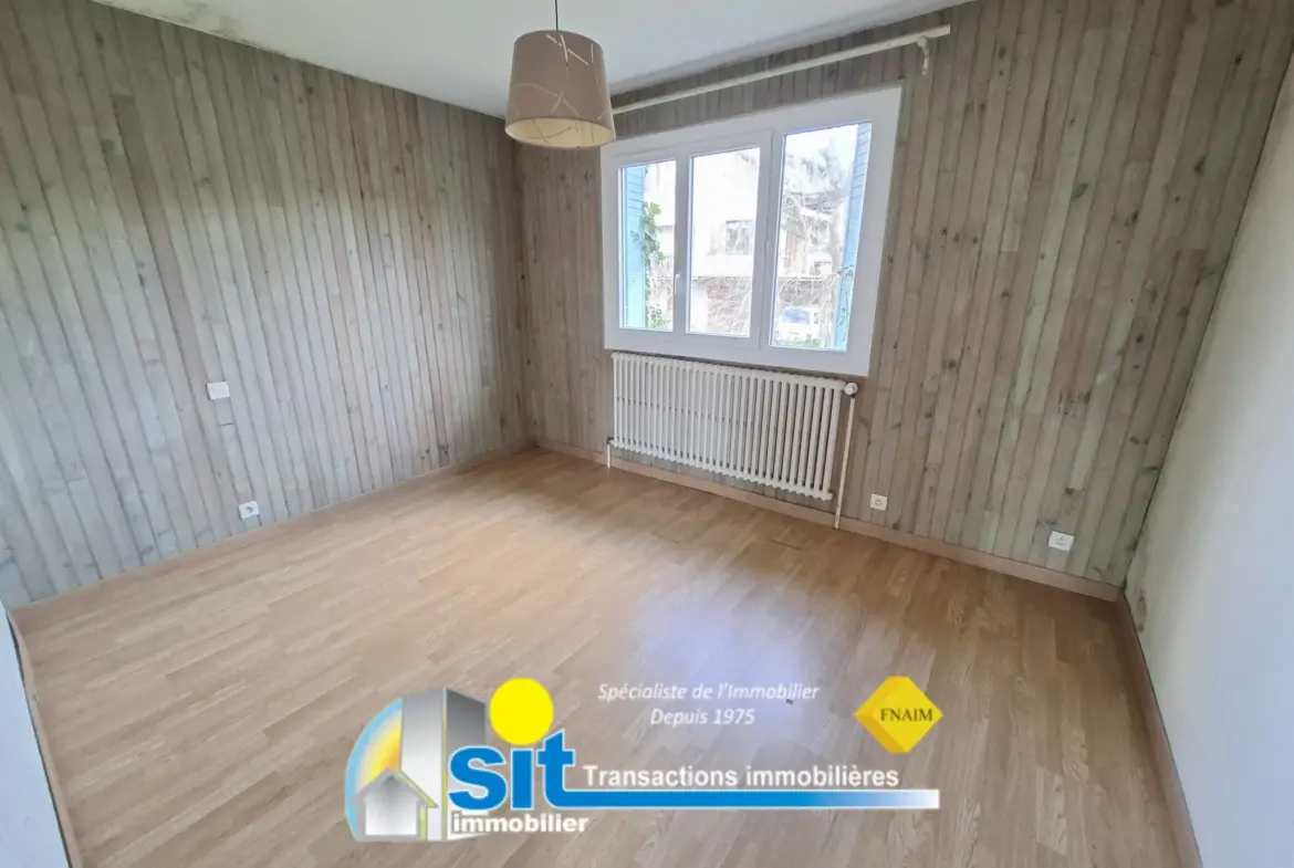 Maison familiale de 147 m² avec studio à Vernioz 