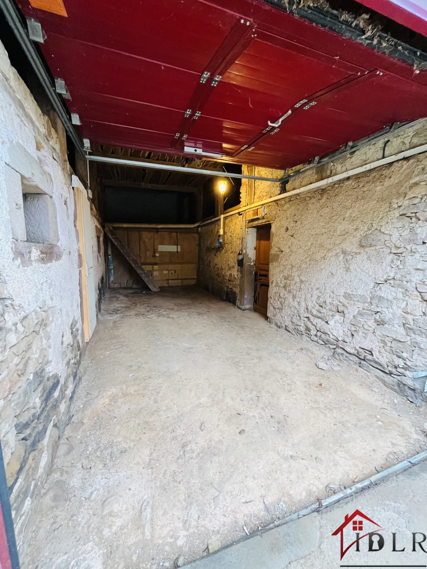 Maison de Village à Rénover avec Potentiel à Melisey 