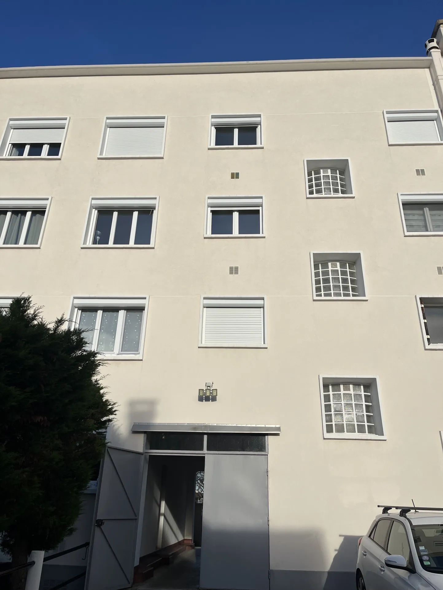 Appartement de type 2/3 à vendre à Rueil Malmaison 