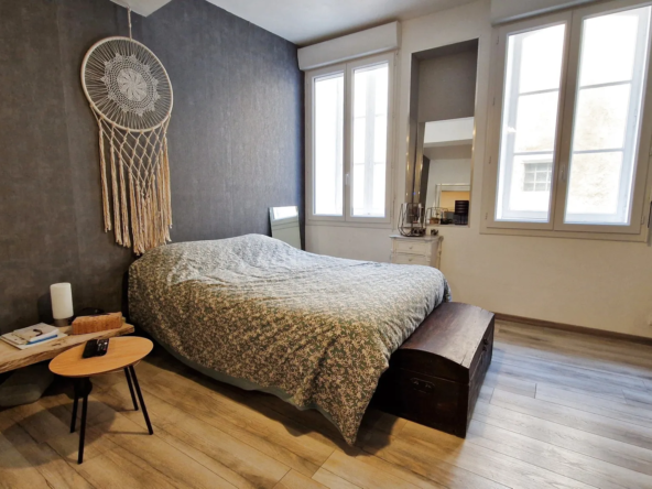 Belle Maison de Ville Rénovée à BAZAS - 200 m2 