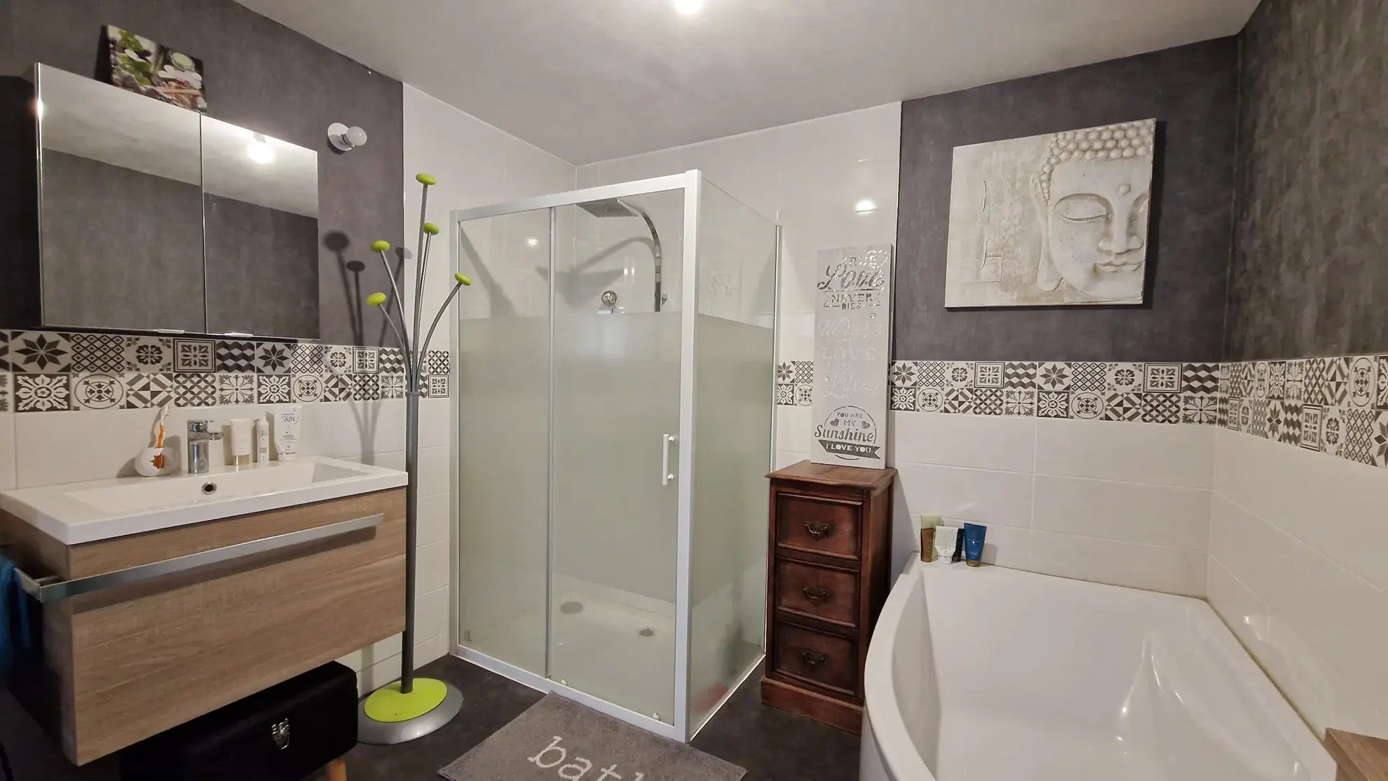 Belle Maison de Ville Rénovée à BAZAS - 200 m2 