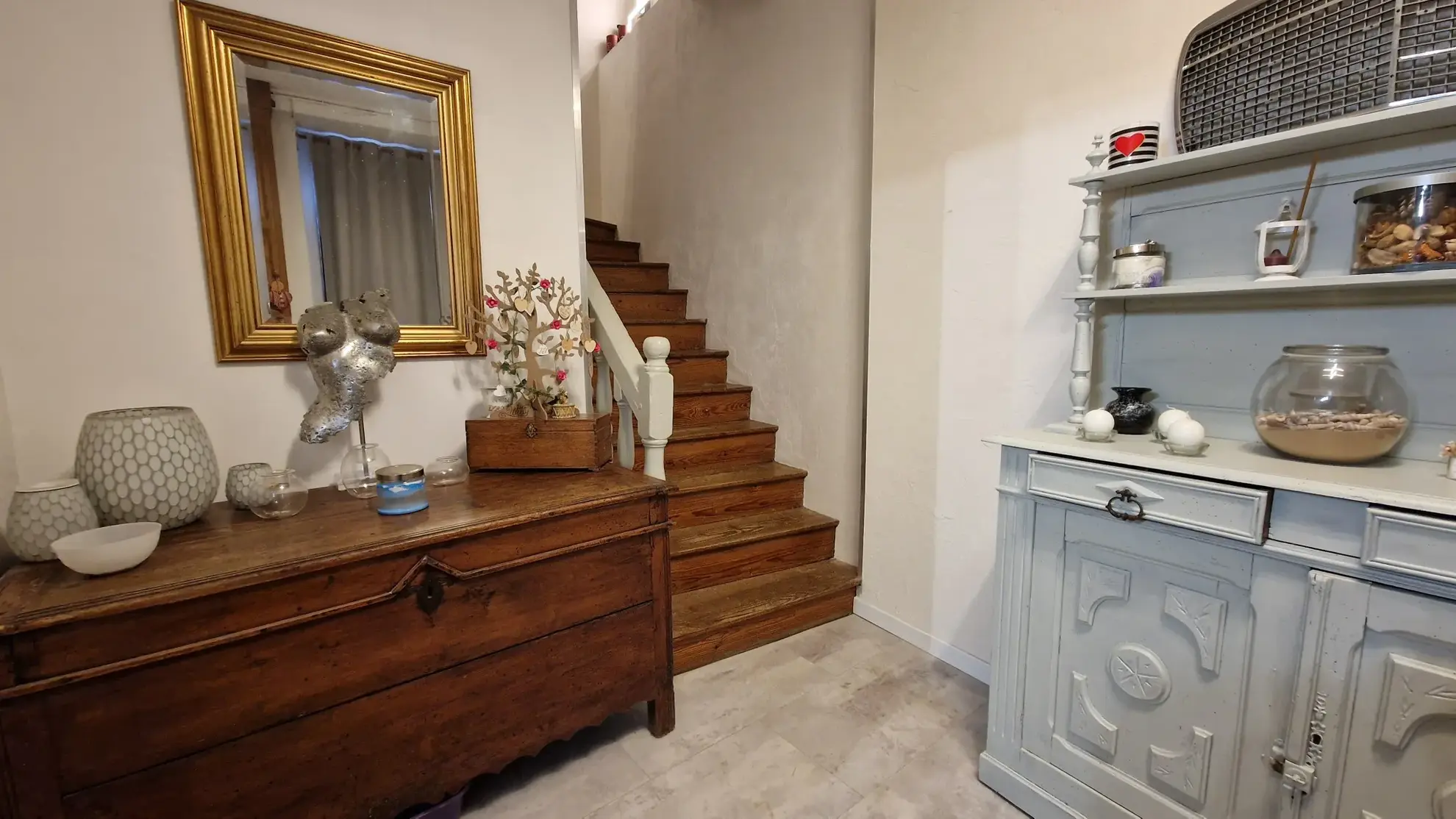Belle Maison de Ville Rénovée à BAZAS - 200 m2 