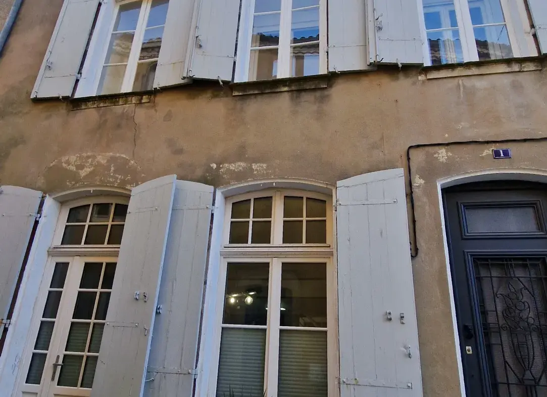 Belle Maison de Ville Rénovée à BAZAS - 200 m2 