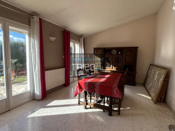 Vente d'une villa de plain-pied à Pollestres avec 3 chambres 