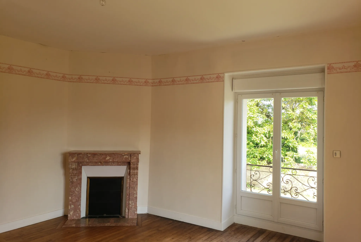 Maison spacieuse à vendre à Sées - 174 m² avec 4 chambres et jardin 