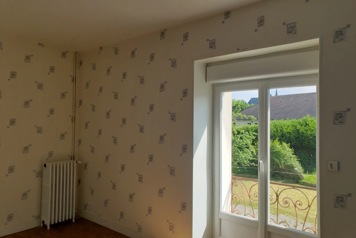 Maison spacieuse à vendre à Sées - 174 m² avec 4 chambres et jardin 