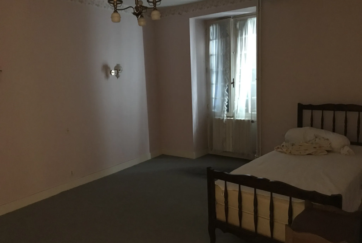 Immeuble à lotir à Mareuil, proche de toutes commodités 