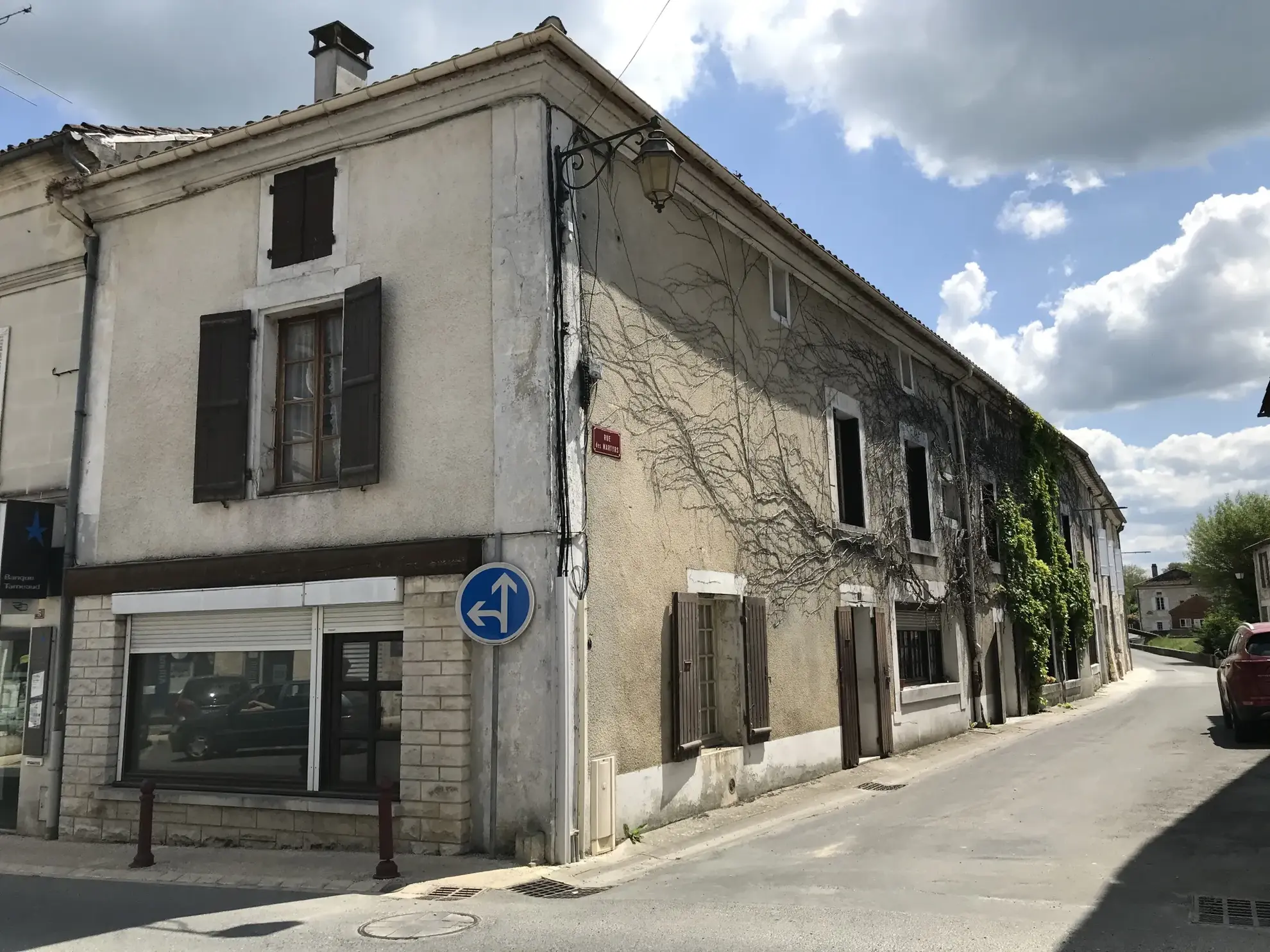 Immeuble à lotir à Mareuil, proche de toutes commodités 