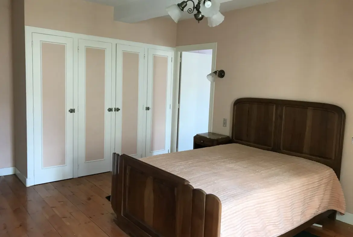 Immeuble à lotir à Mareuil, proche de toutes commodités 