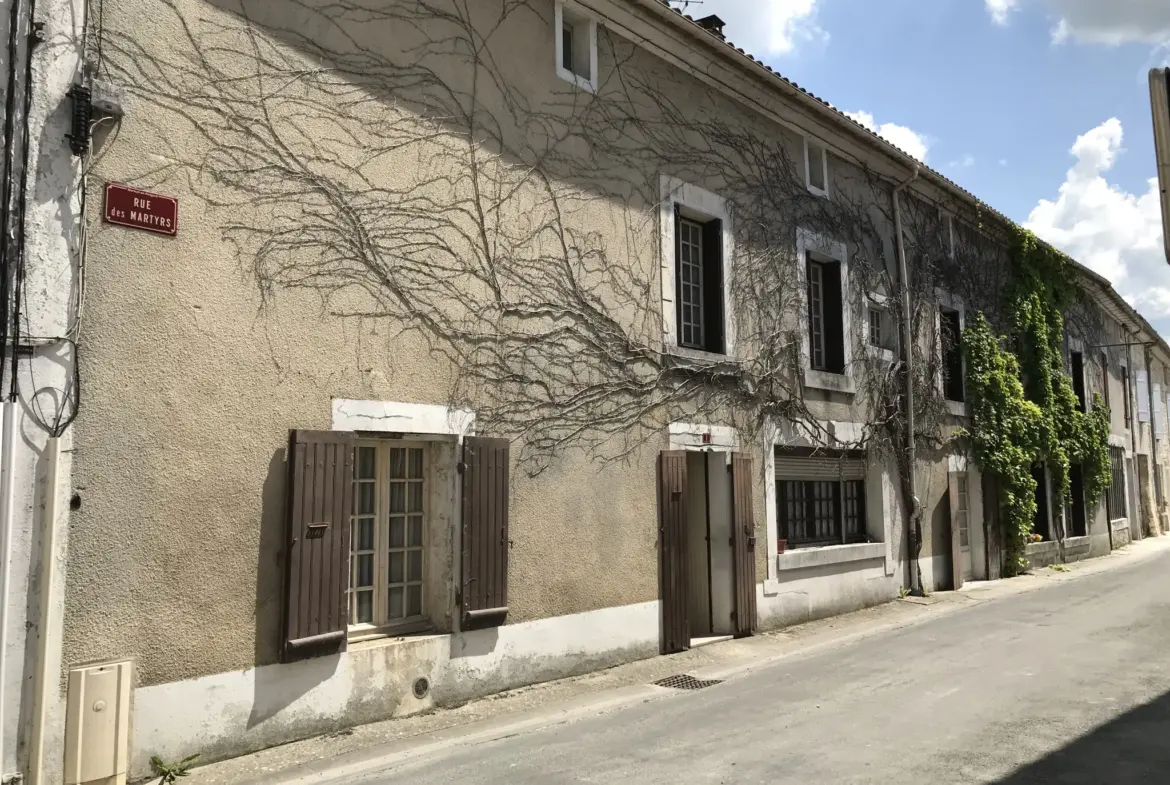 Immeuble à lotir à Mareuil, proche de toutes commodités 