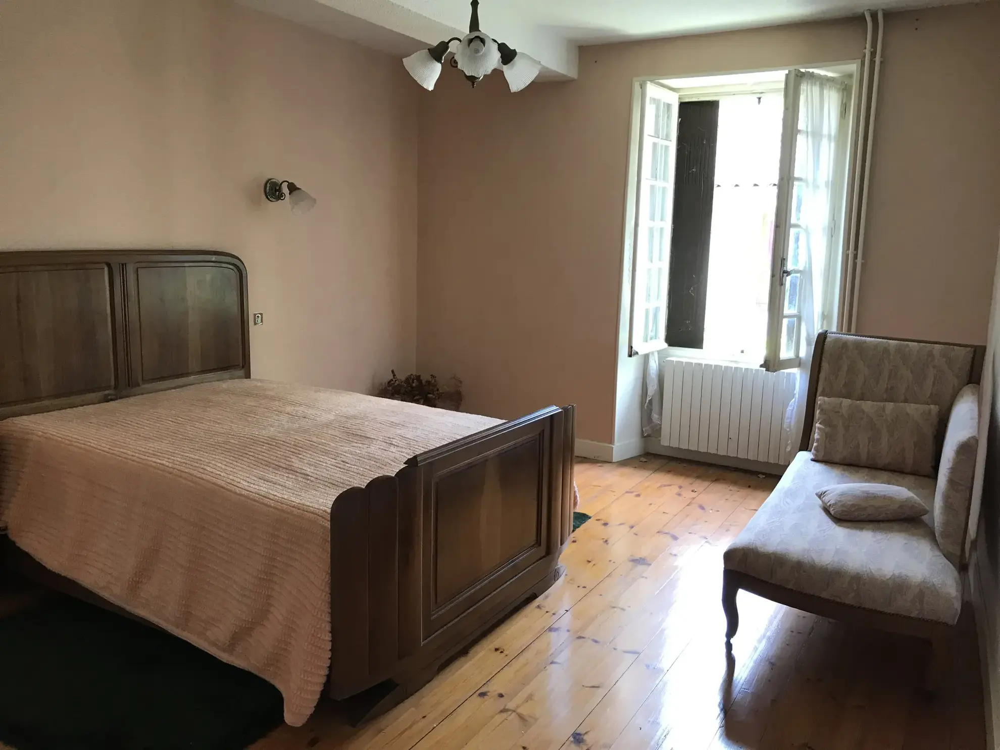 Immeuble à lotir à Mareuil, proche de toutes commodités 