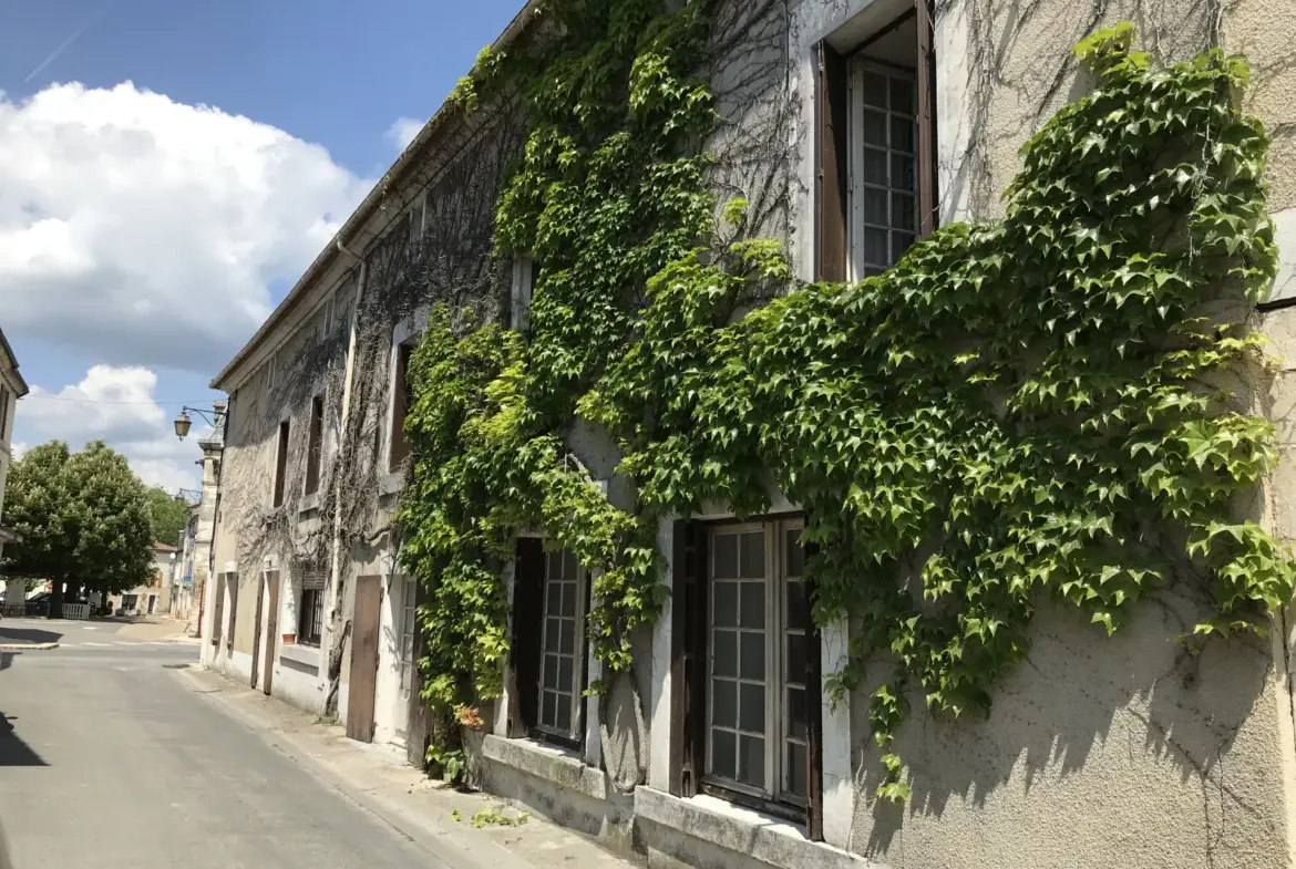 Immeuble à lotir à Mareuil, proche de toutes commodités 