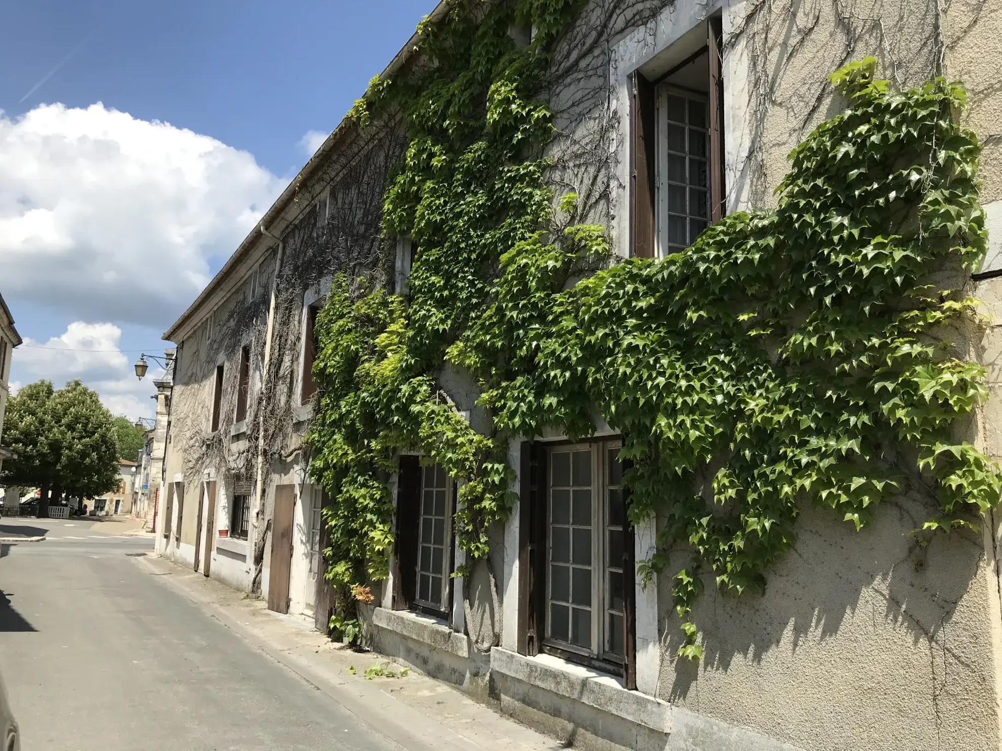 Immeuble à lotir à Mareuil, proche de toutes commodités 