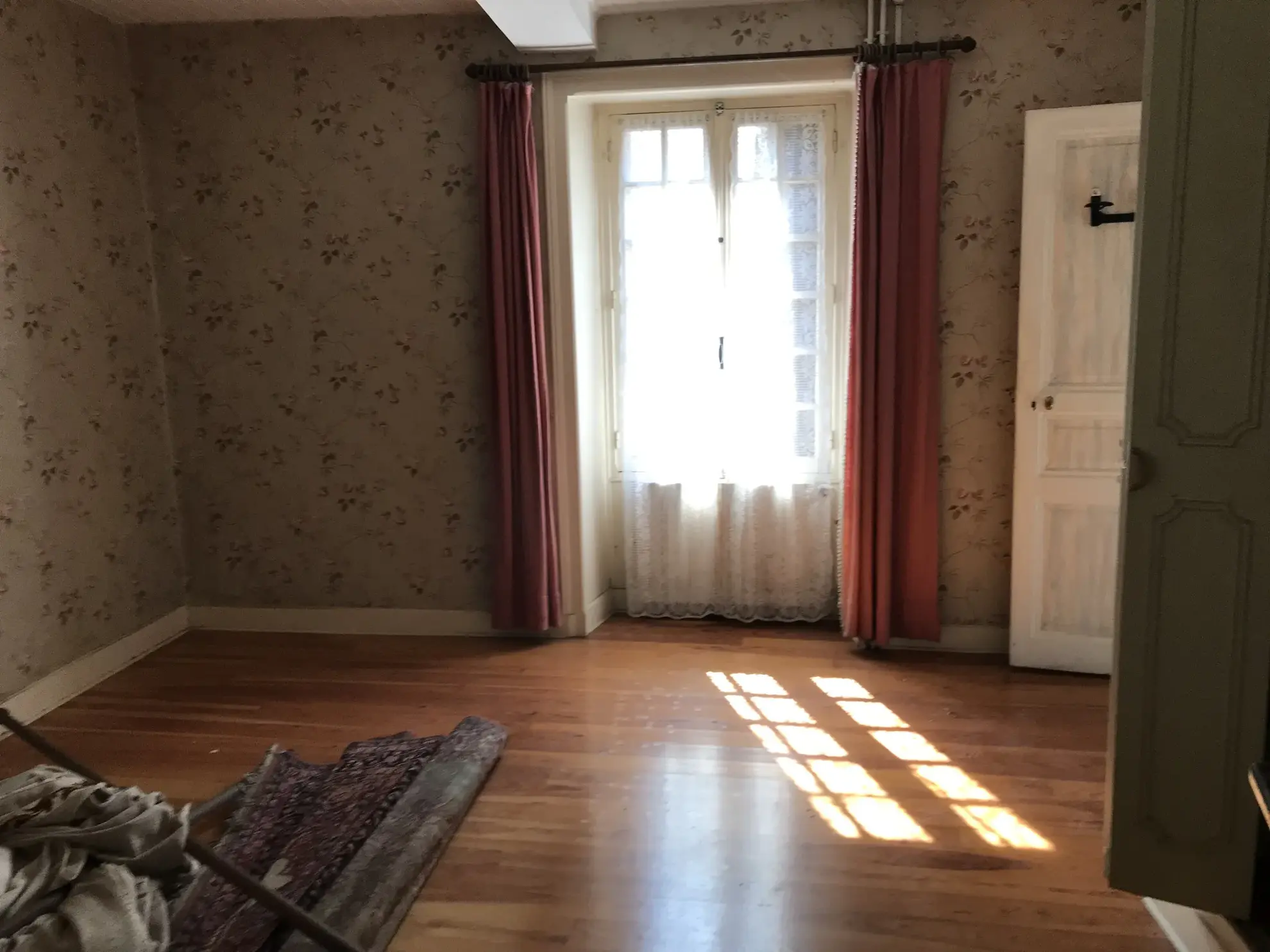 Immeuble à lotir à Mareuil, proche de toutes commodités 