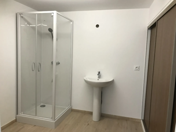 Immeuble à lotir à Mareuil, proche de toutes commodités 