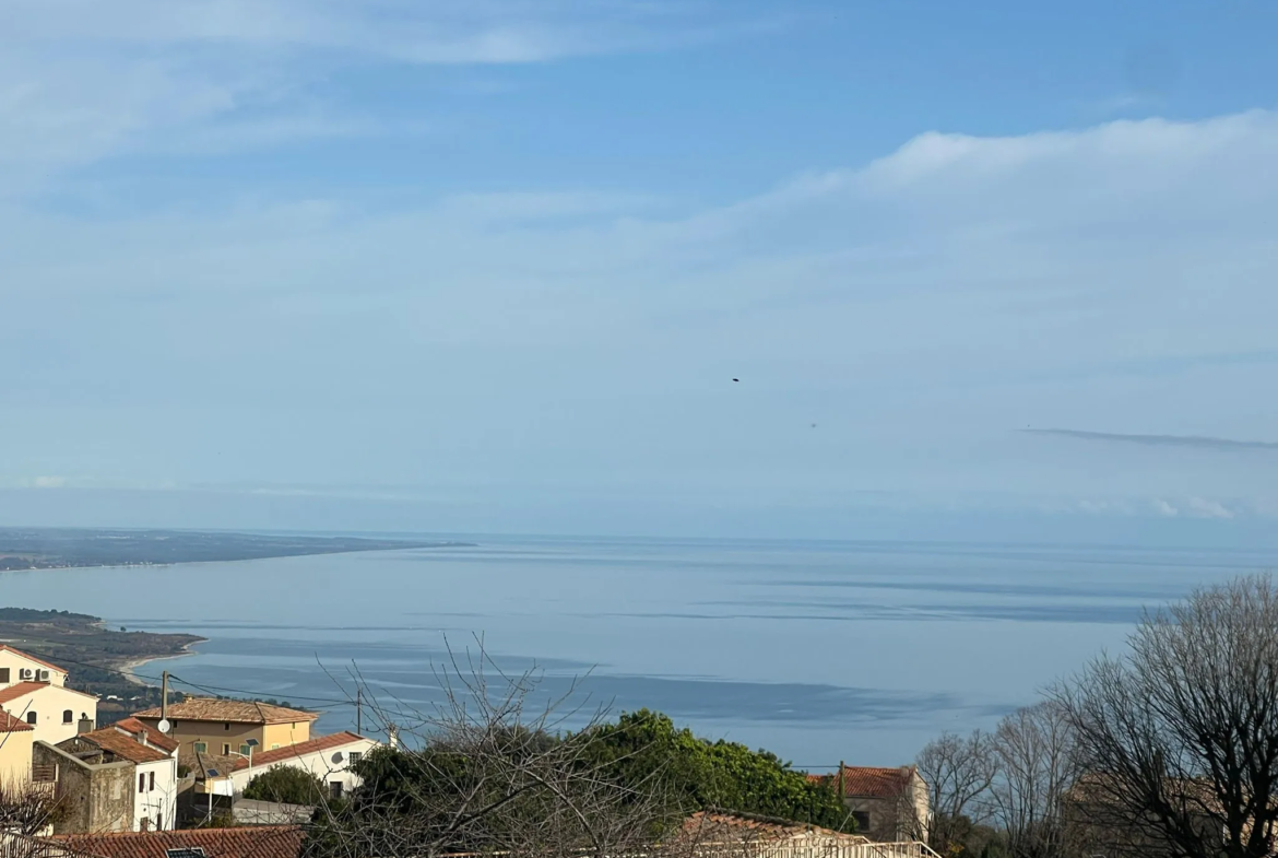 Sari Solenzara : Terrain avec Vue Mer et Permis de Construire 