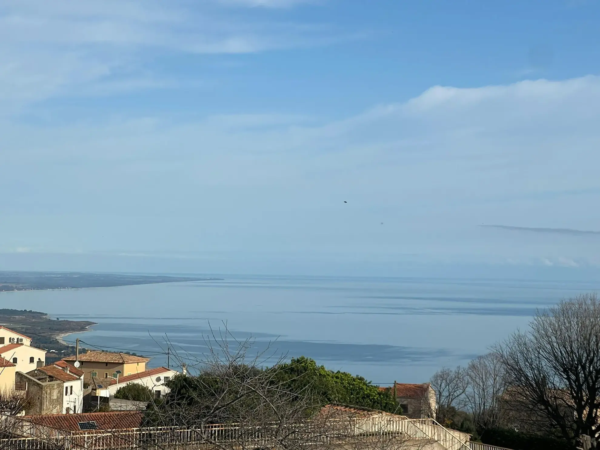 Sari Solenzara : Terrain avec Vue Mer et Permis de Construire 