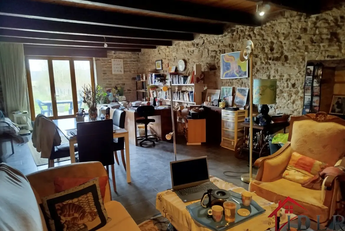 Maison de campagne habitable de suite à Grenant 