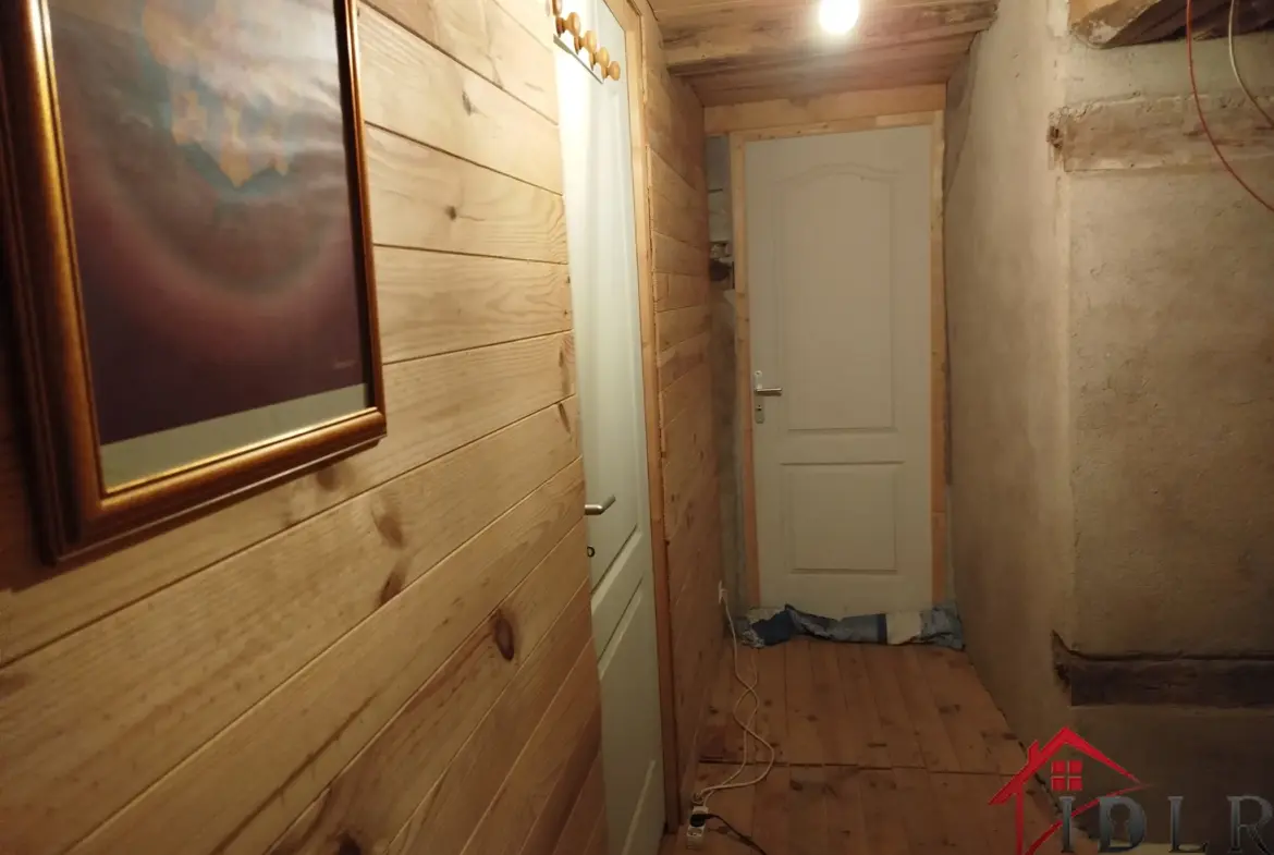 Maison de campagne habitable de suite à Grenant 