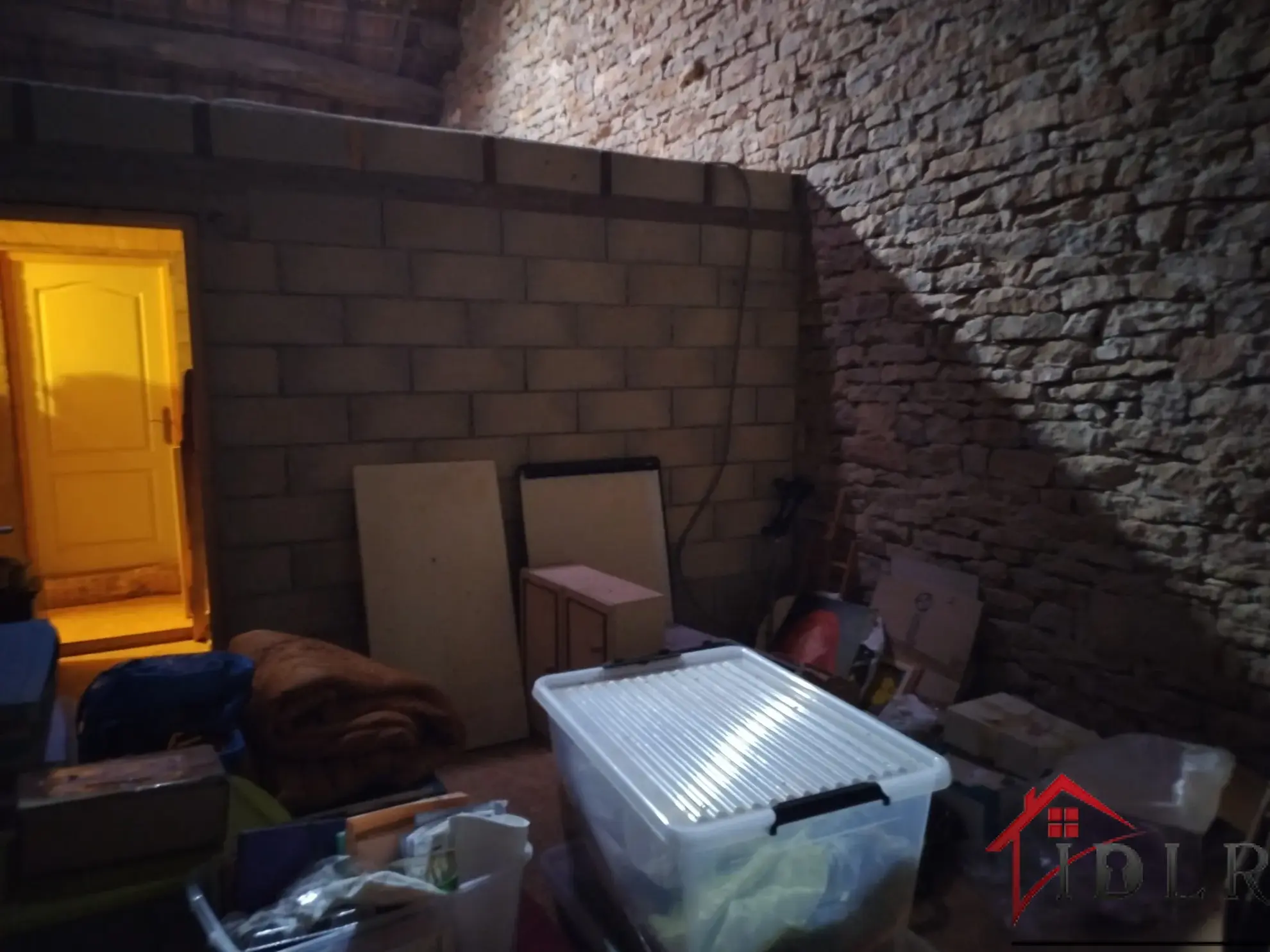 Maison de campagne habitable de suite à Grenant 