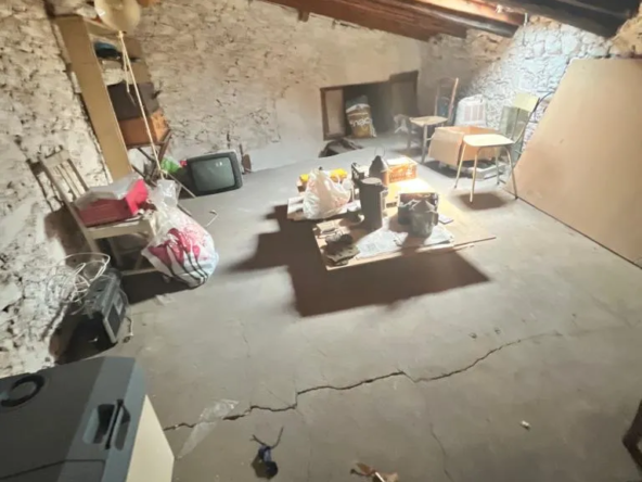 Maison de Village à Rénover à Tende - 65 m² avec Balcon 