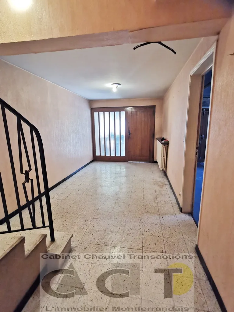 Vente interactive : Maison de ville à rénover à Vieux Montferrand 