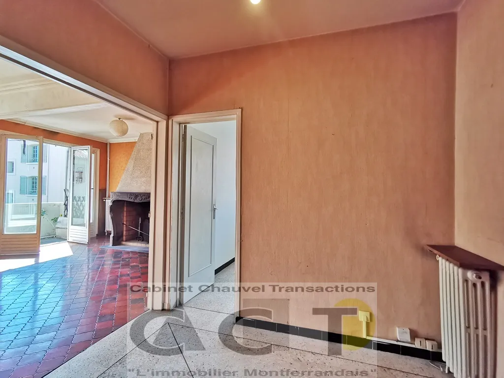 Vente interactive : Maison de ville à rénover à Vieux Montferrand 