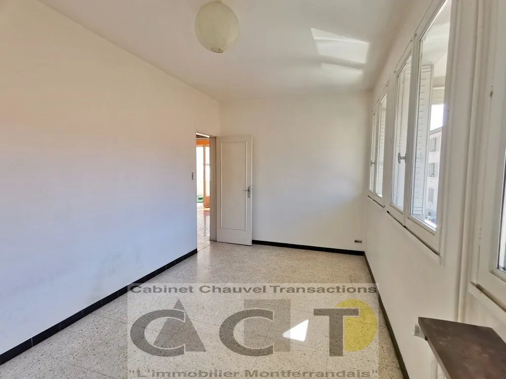 Vente interactive : Maison de ville à rénover à Vieux Montferrand 