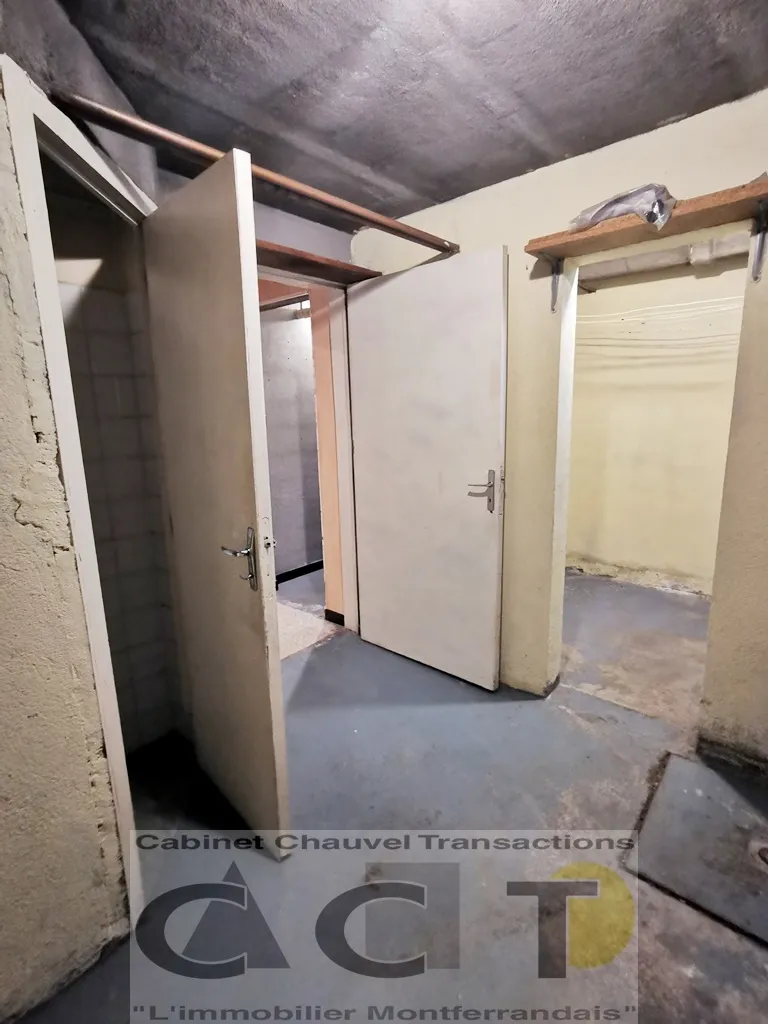 Vente interactive : Maison de ville à rénover à Vieux Montferrand 