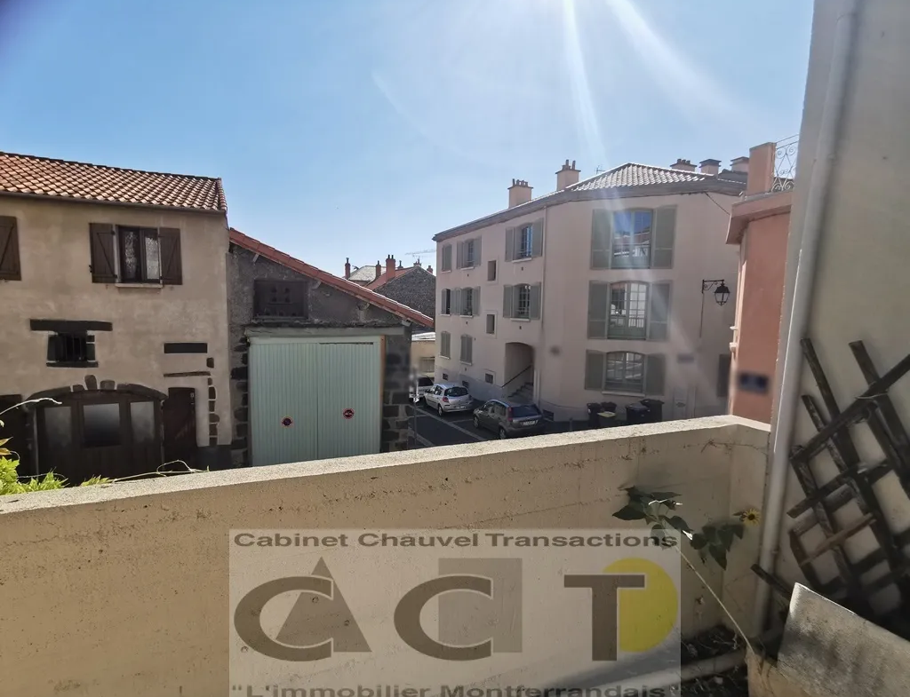 Vente interactive : Maison de ville à rénover à Vieux Montferrand 