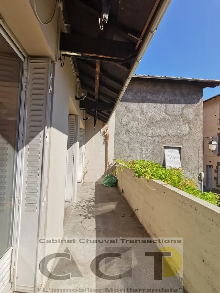 Vente interactive : Maison de ville à rénover à Vieux Montferrand 