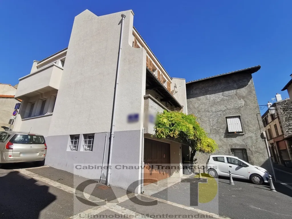 Vente interactive : Maison de ville à rénover à Vieux Montferrand 