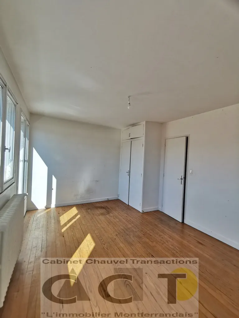 Vente interactive : Maison de ville à rénover à Vieux Montferrand 
