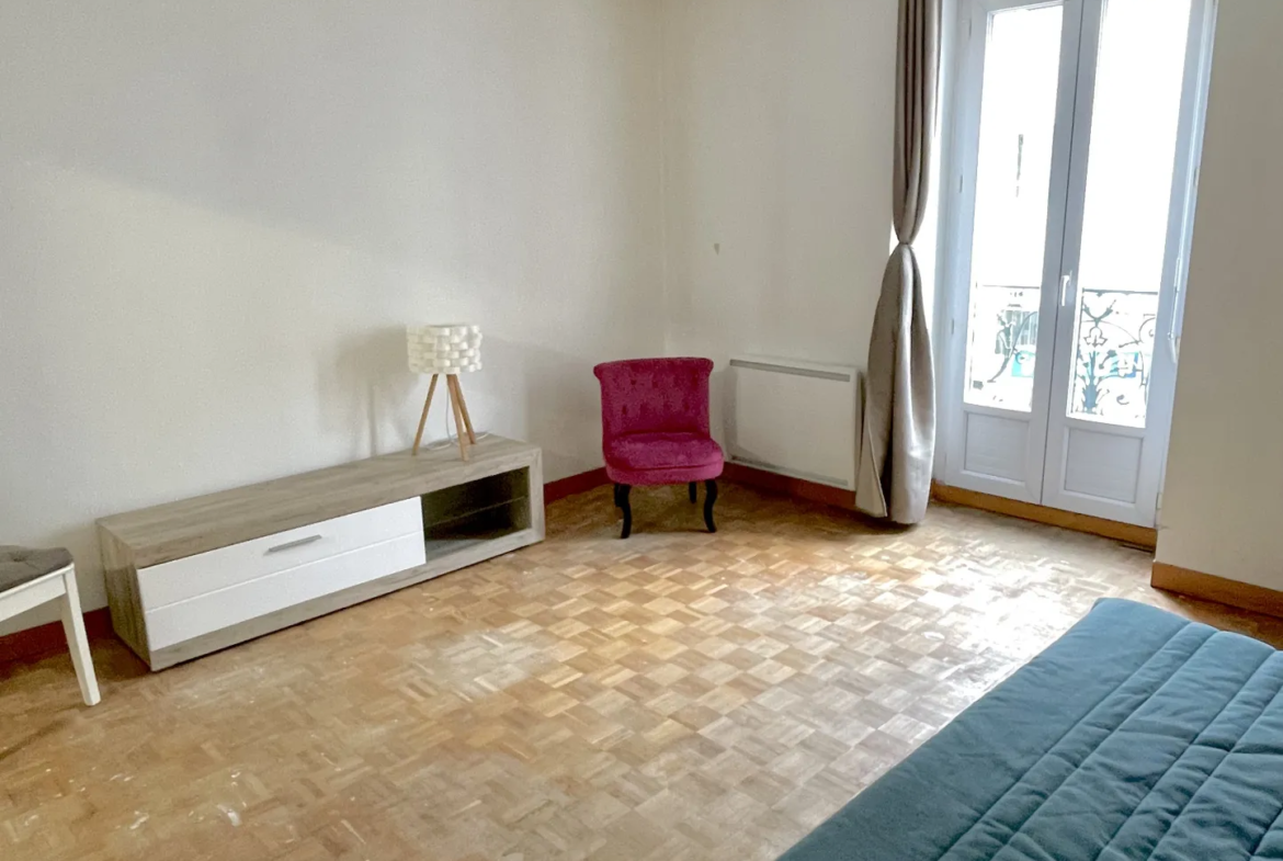 T1 bis lumineux à vendre à Nantes Centre 