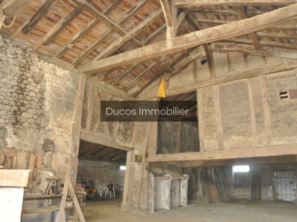 Grange à réhabiliter à Ste Bazeille sur 3 hectares 