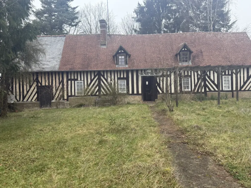 Longère normande à rénover au cœur du pays d'Auge