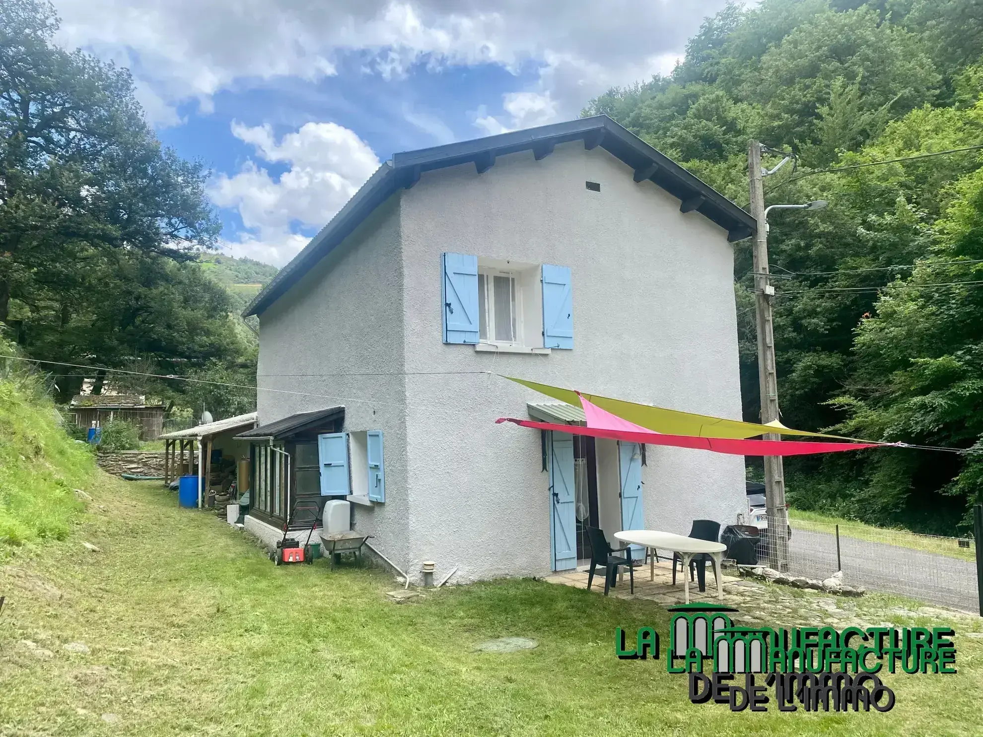 Maison individuelle de 115 m² avec 4 chambres à vendre à Le Chambon-Feugerolles 