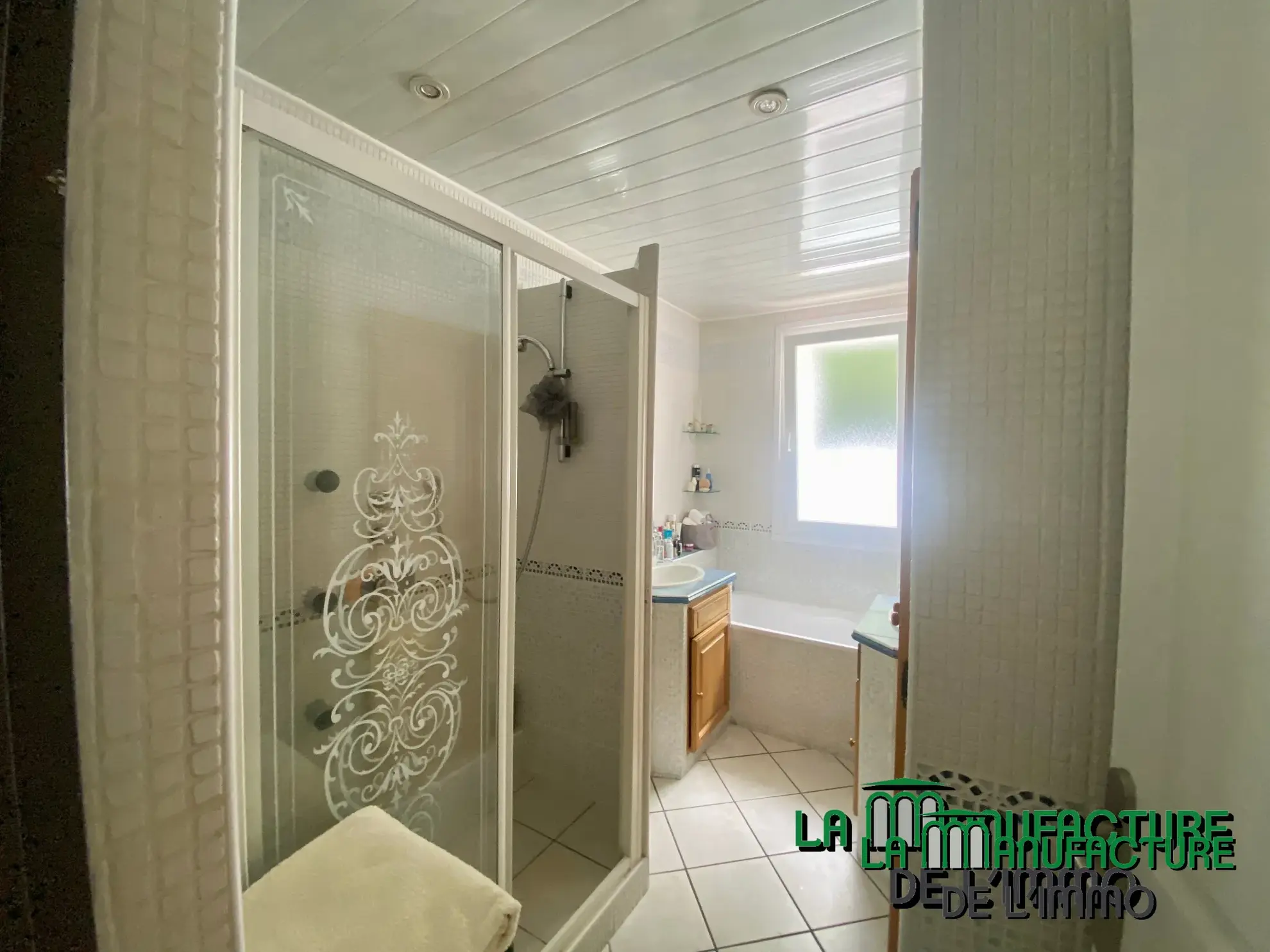 Maison individuelle de 115 m² avec 4 chambres à vendre à Le Chambon-Feugerolles 