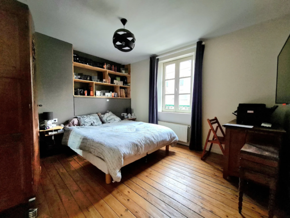 Maison de ville à vendre à Vimoutiers avec 3 chambres 