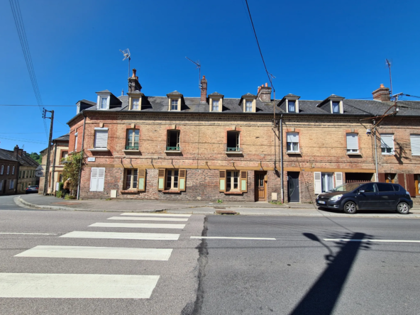 Maison de ville à vendre à Vimoutiers avec 3 chambres 