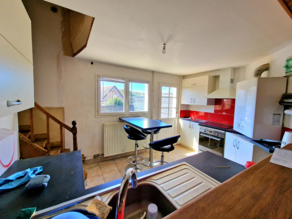Maison de ville à vendre à Vimoutiers avec 3 chambres 
